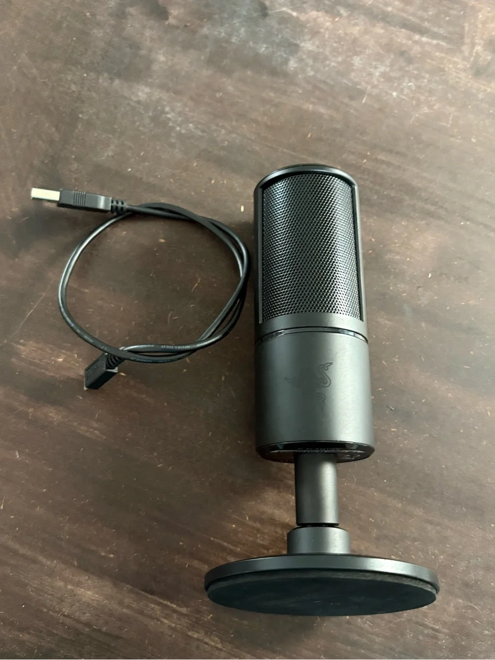 Razer Seiren X USB Streaming Microphone: Professional Grade